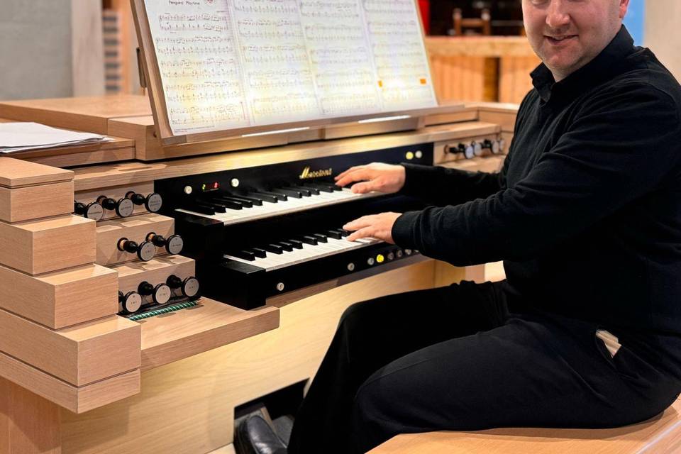 Mattia Calderazzo Organista