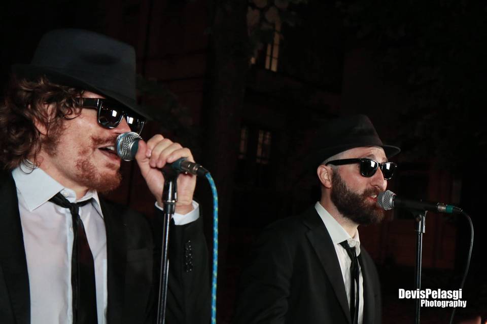 In Missione per Conto di Dio - a Blues Brothers Duo