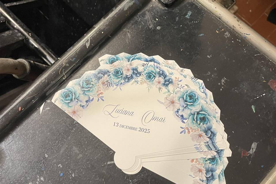 Ventaglio rose blu