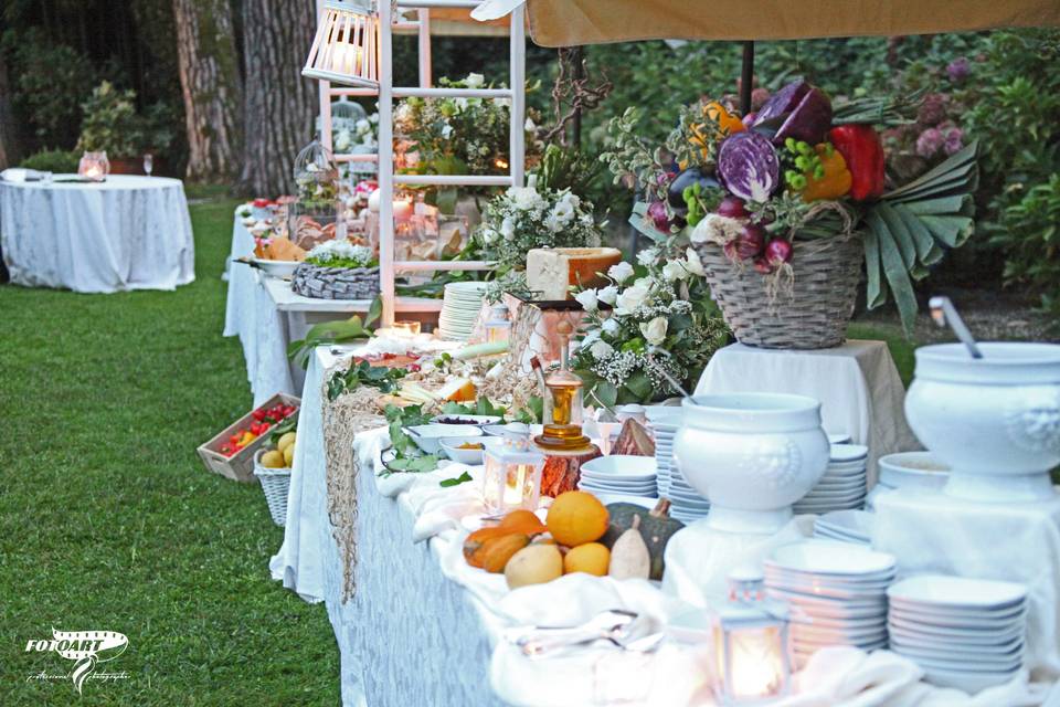 Buffet country chic