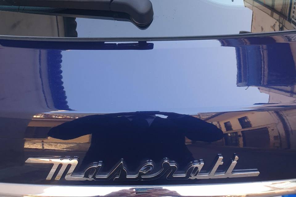 Maserati Levante lunotto