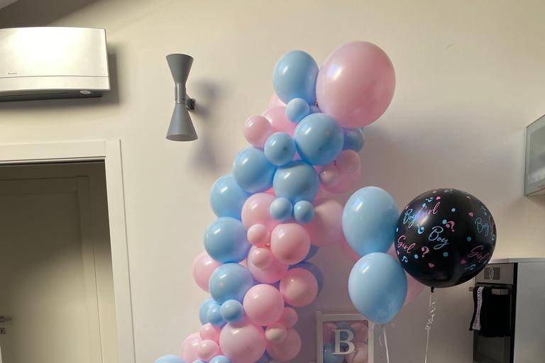 Balloon art baby shower