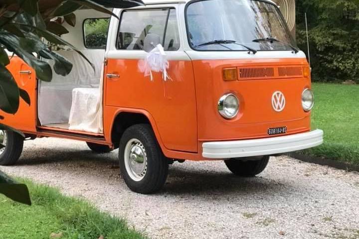 Auto-sposi-pulmino-vw