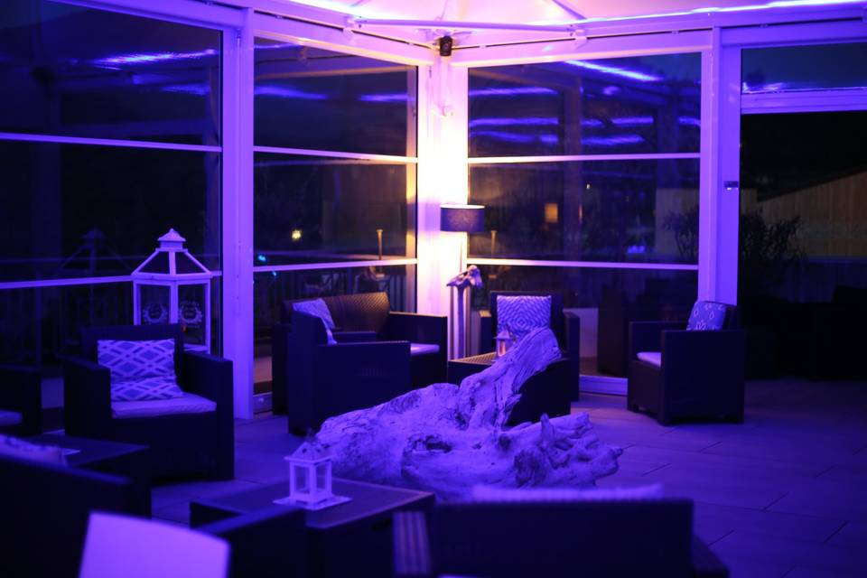 Lounge Bar