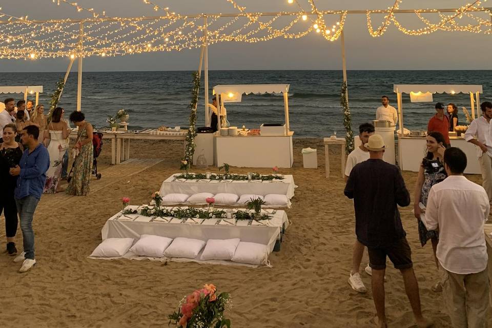 Il buffet in spiaggia