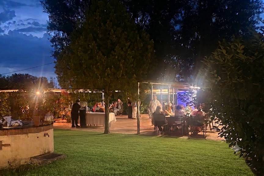 Il giardino segreto di notte