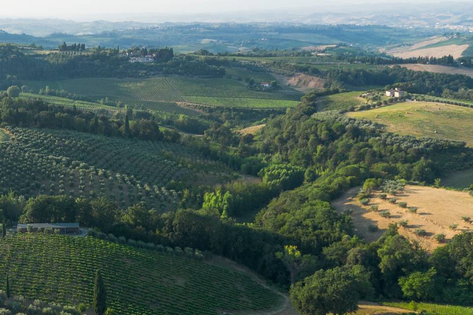 Tuscany-hills-wedding-venue