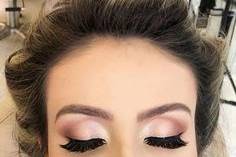 Make-up con infoltimentociglia