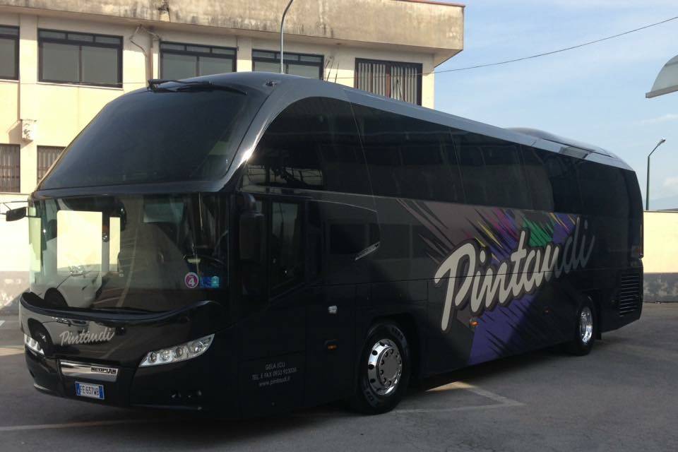 Pullman 20 posti VIP