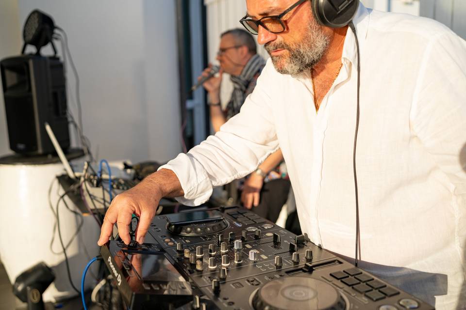 Dj party