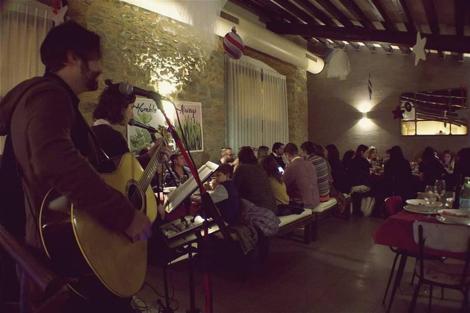 Simone Vaccaro Live Music