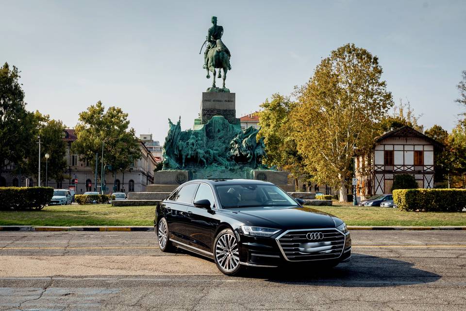 AUDI A8 L