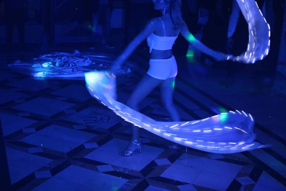 LIGHT SHOW