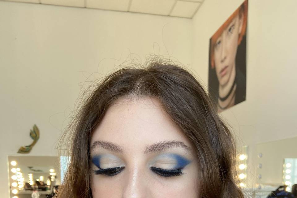 Look in blu