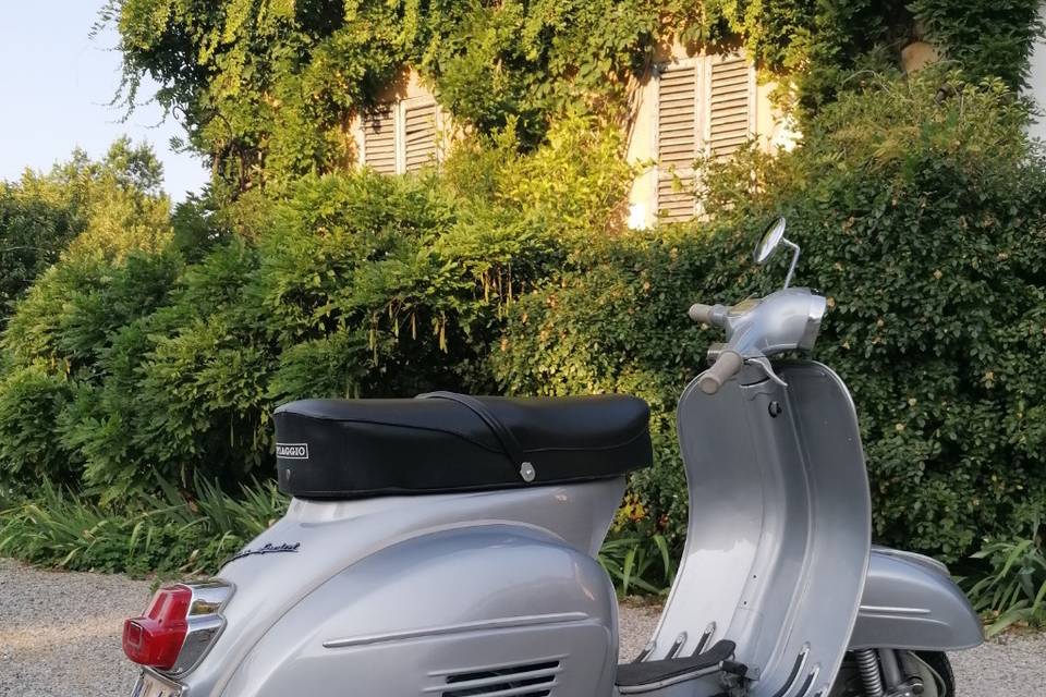 Giretto in Vespa?