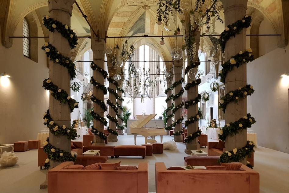 Claudia De Luca flower wedding&events designer