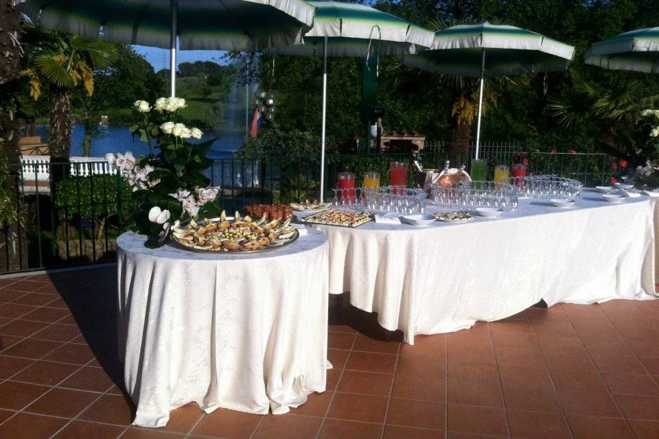 L'aperitivo in piscina