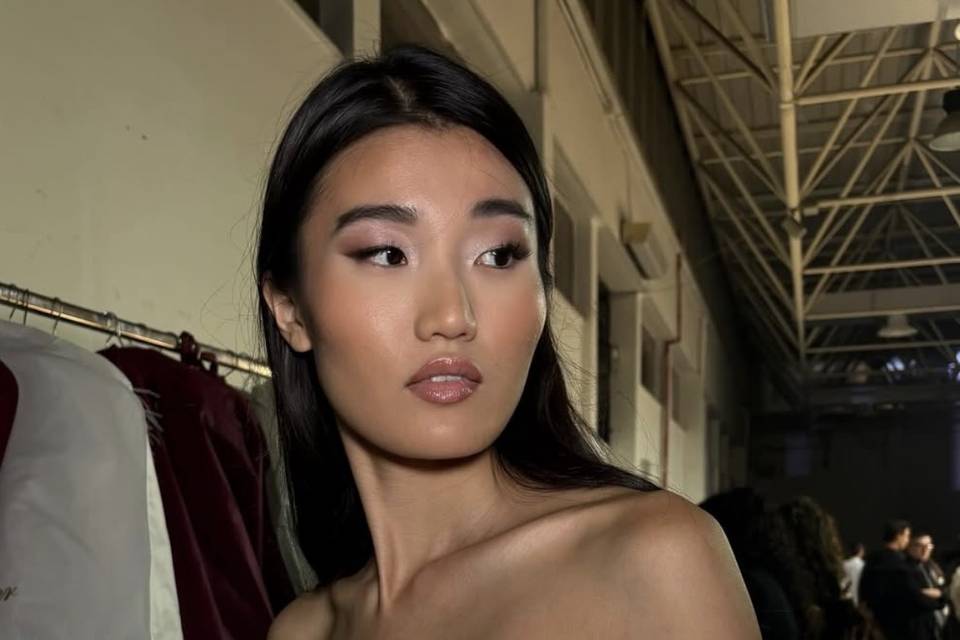 Asian Make-Up
