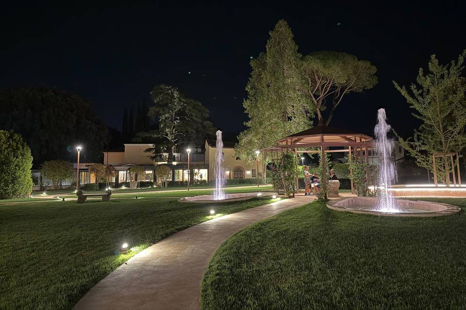Parco in notturna