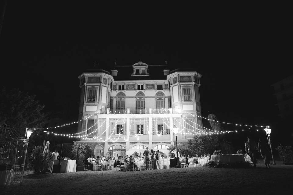 Villa Nobel di sera