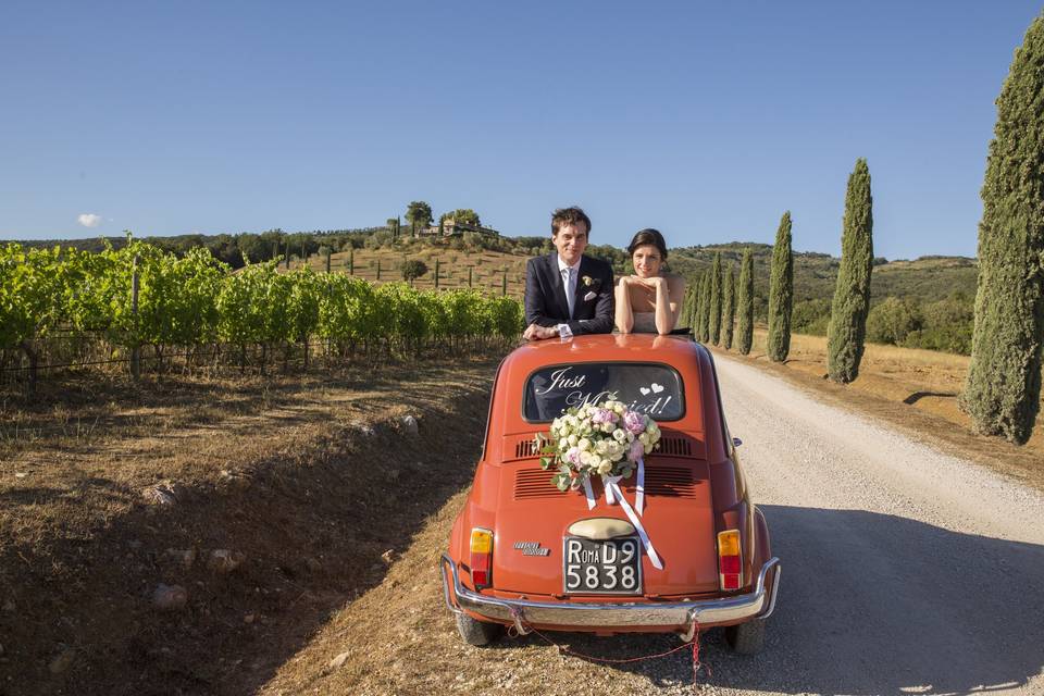 Wine resort wedding in tuscany