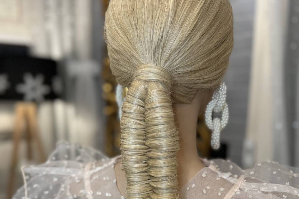 Hairstyle-bride