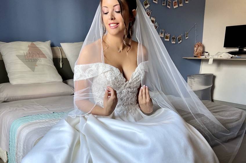 Bride-makeup