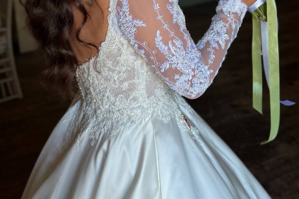 Mihaela MUA