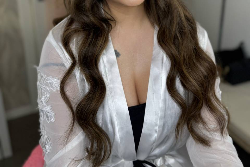 Mihaela MUA