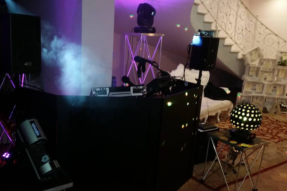 Dj Set in villa per matrimonio