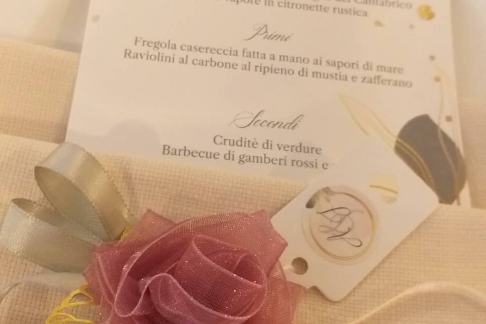 Menu e legatovagliolo