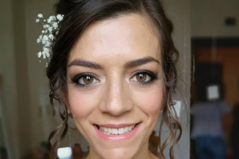 Bridal make up