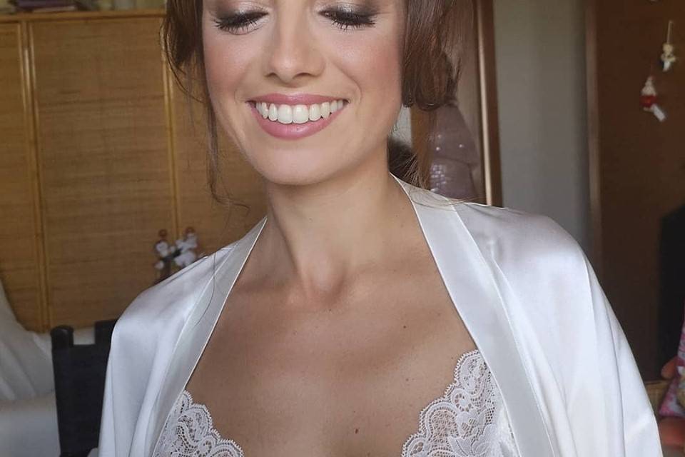 Bridal make up