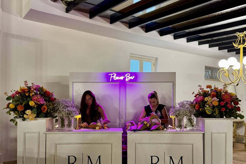 Flower bar