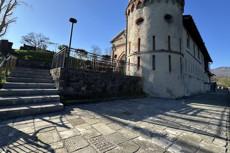 Terrazze lato torre