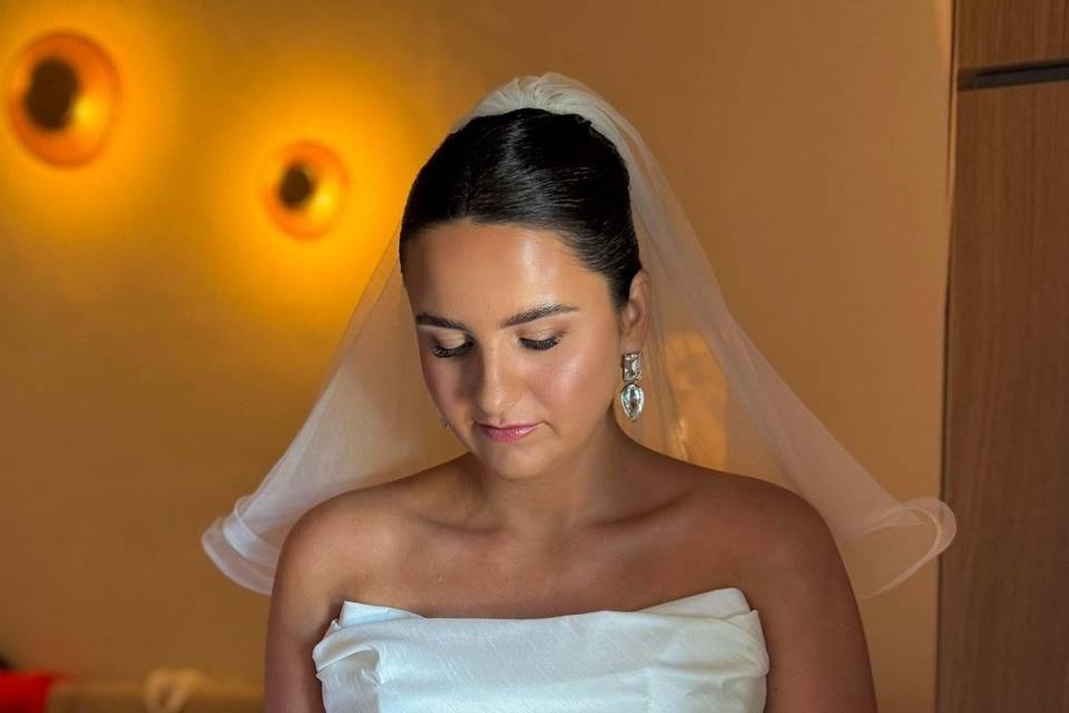 Minola