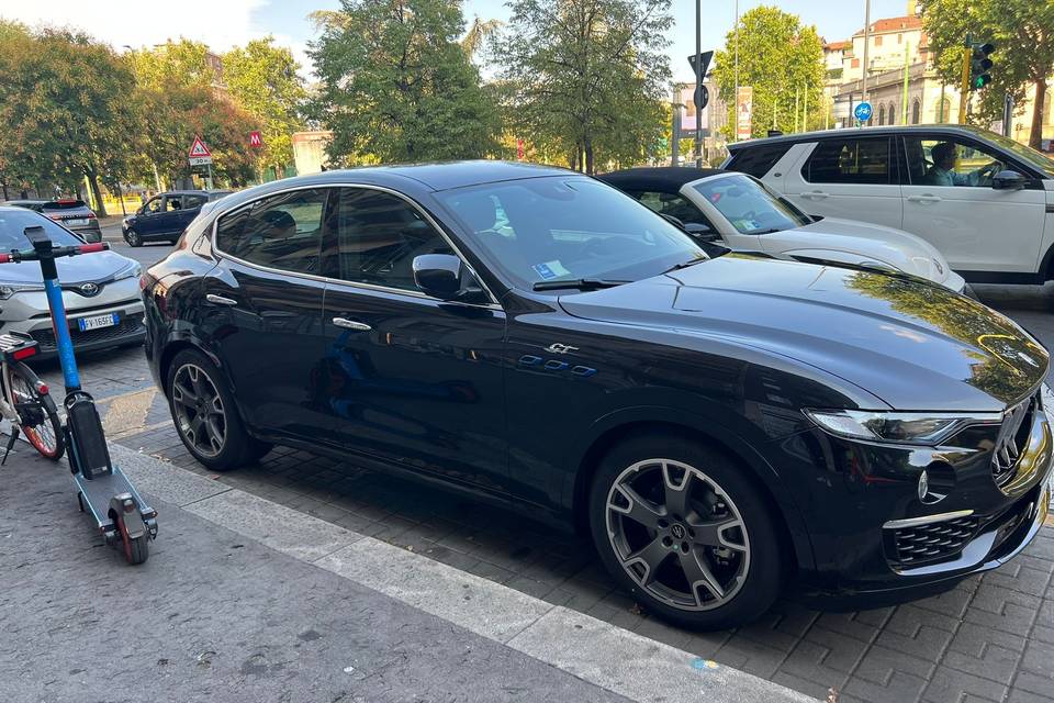 Maserati levante 3. 53. 5