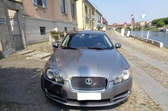 Jaguar xf