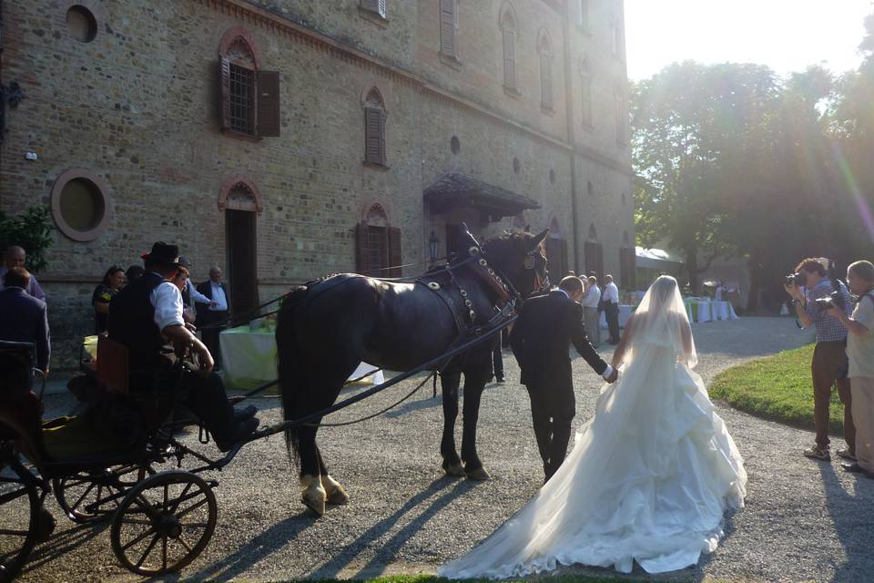 Sposi a cavallo