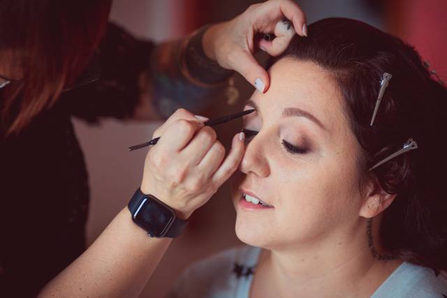 Elisa Migliorini Makeup, Beauty & Nails