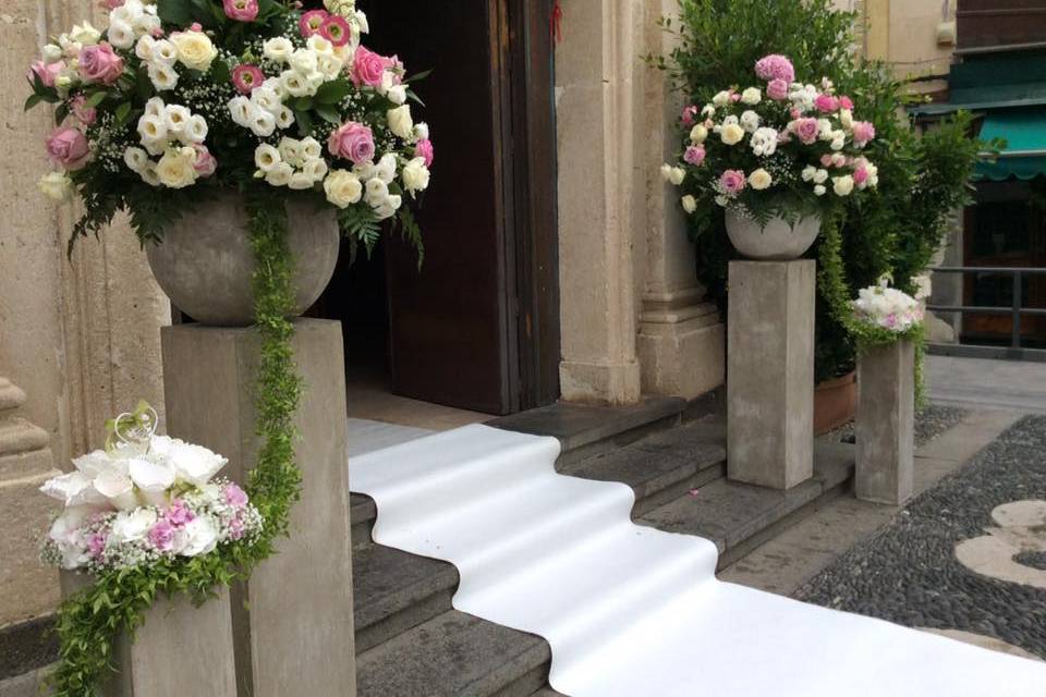 Rose, lysianthus e ortensie