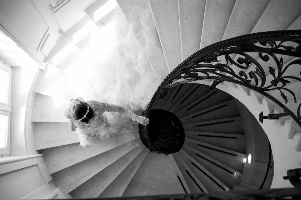 La sposa sulle scale