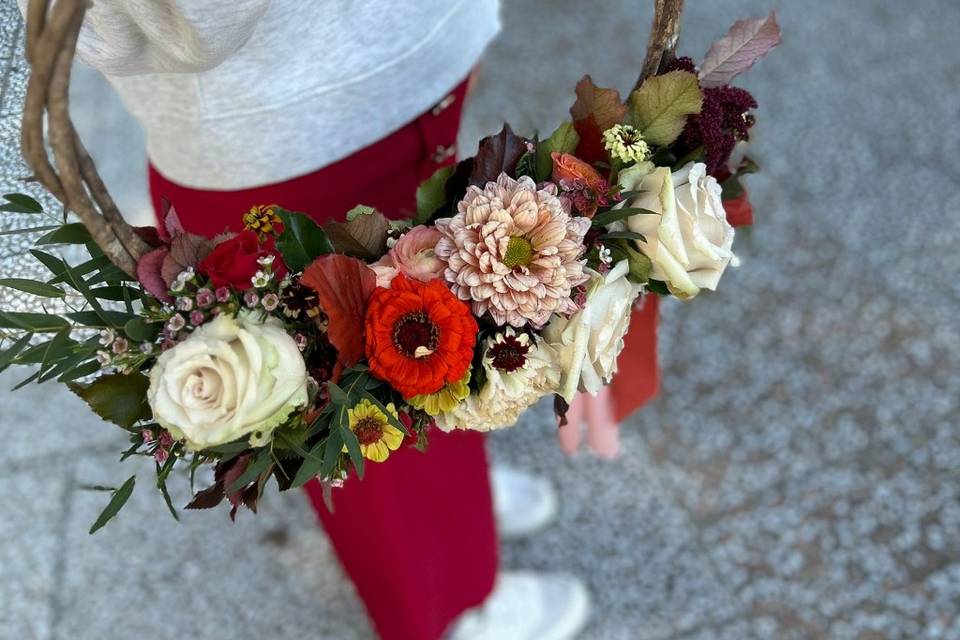 hoop bouquet