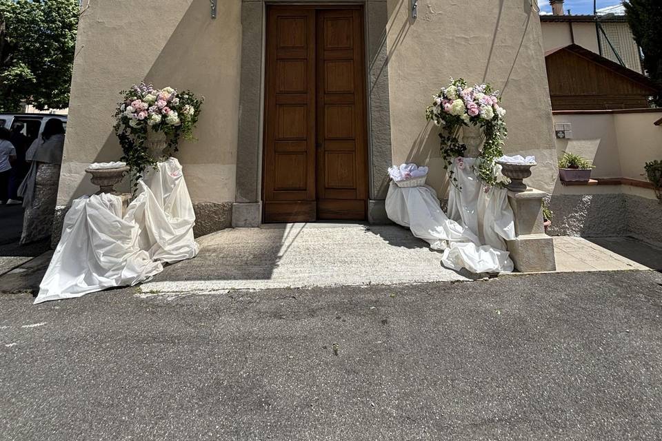 Allestimento esterno chiesa