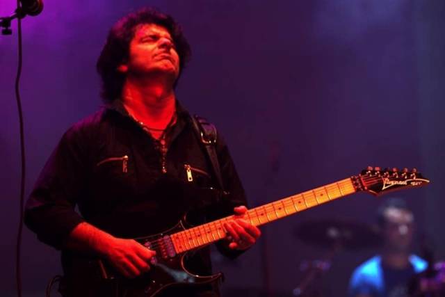 Mondo Super tributo a Luciano Ligabue