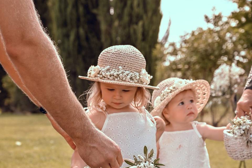 Ragazze dei fiori
