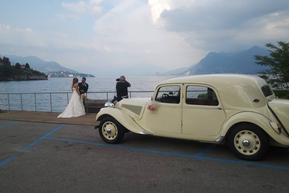 Citroen traction 11b, avorio