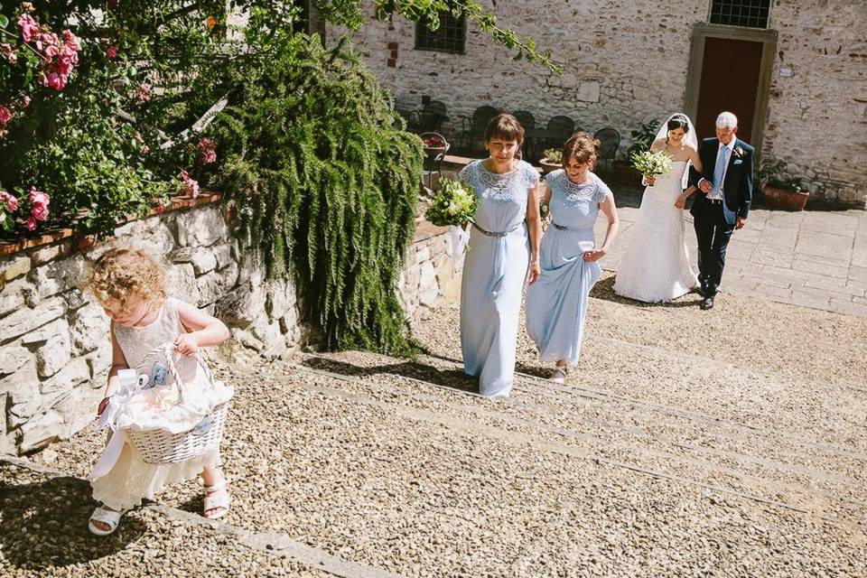 Bride arrival