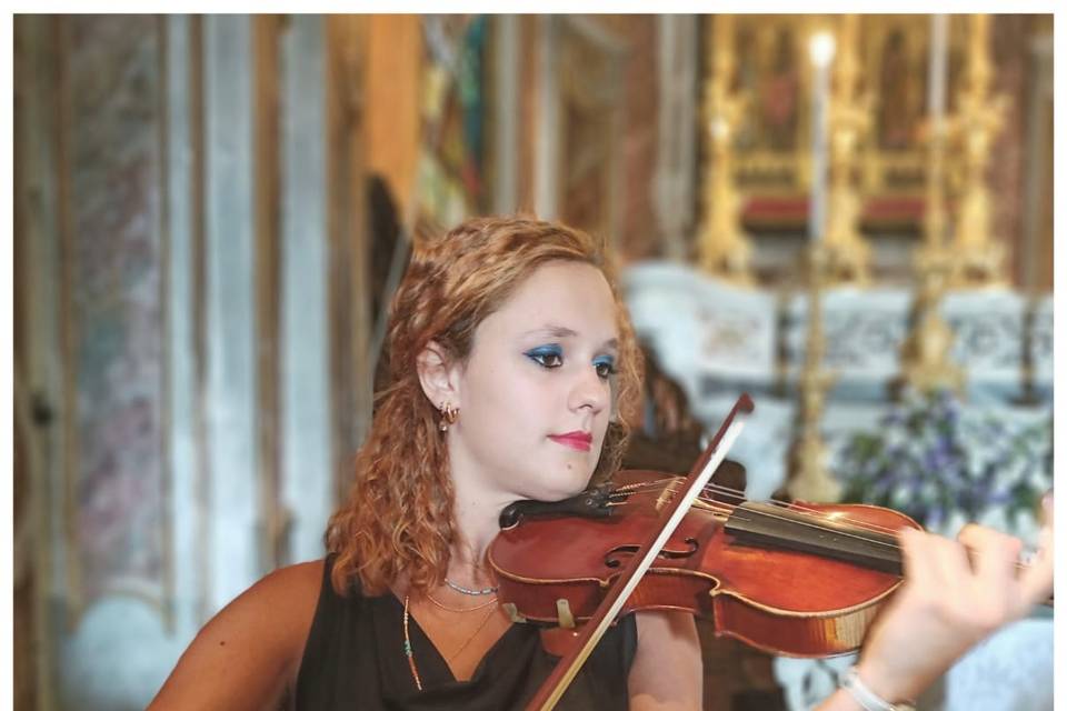 Giulia Ermirio Violista e Violinista