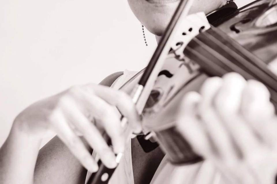 Giulia Ermirio Violista e Violinista